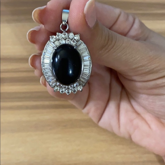 Set of Earrings and charm - Picture 2 of 6